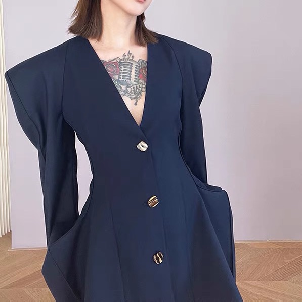 Wide Shoulder Jacket
